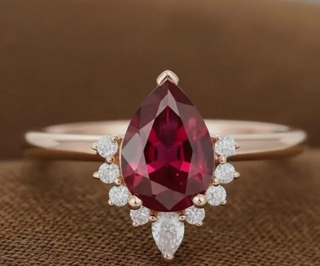 14K Gold Pear & Round Cluster Wedding Ring