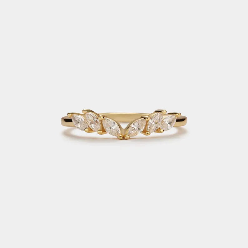 Dainty Angle Wing Thin Band Ring